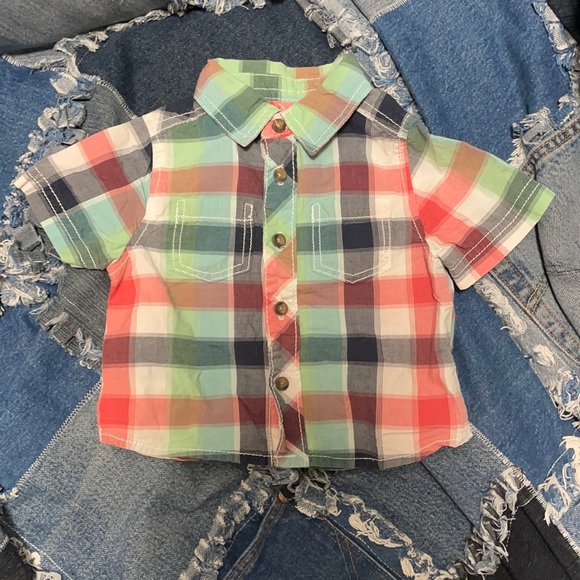 Joe Fresh. Size 3-6 mo. Boys button down shirt. - Picture 1 of 4